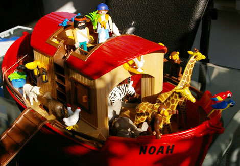 Die Arche Noah als Spielzeug